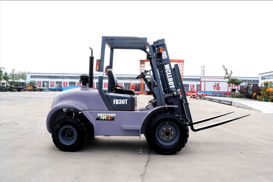 Ketinggian Penjaga Atas 2210 mm Operasi Fleksibel Tanah kasar Truk Forklift Ketinggian Garpu Bebas 100 mm Aman